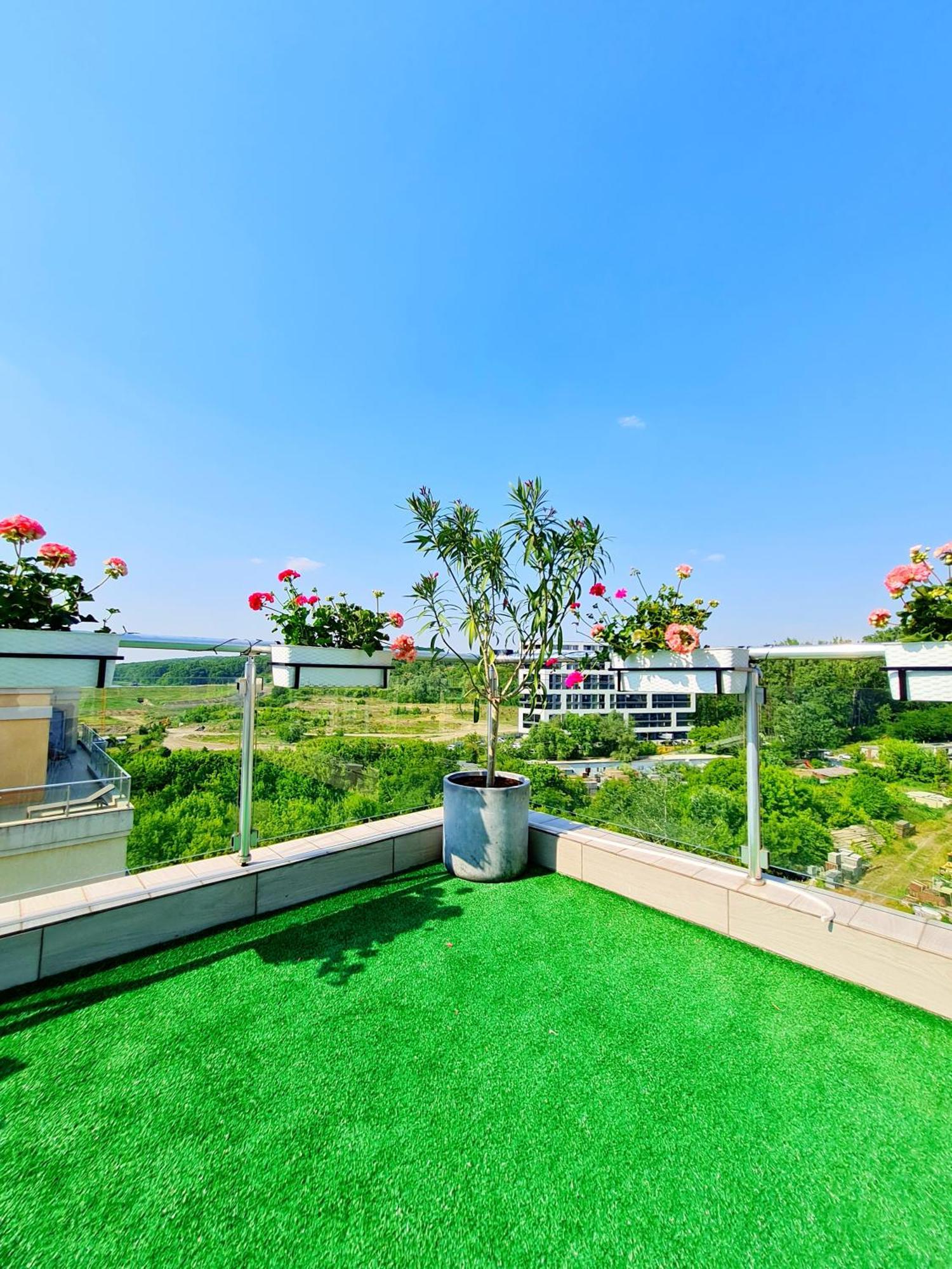 Ferienwohnung Penthouse View Aeroport Iasi 2 Exterior foto