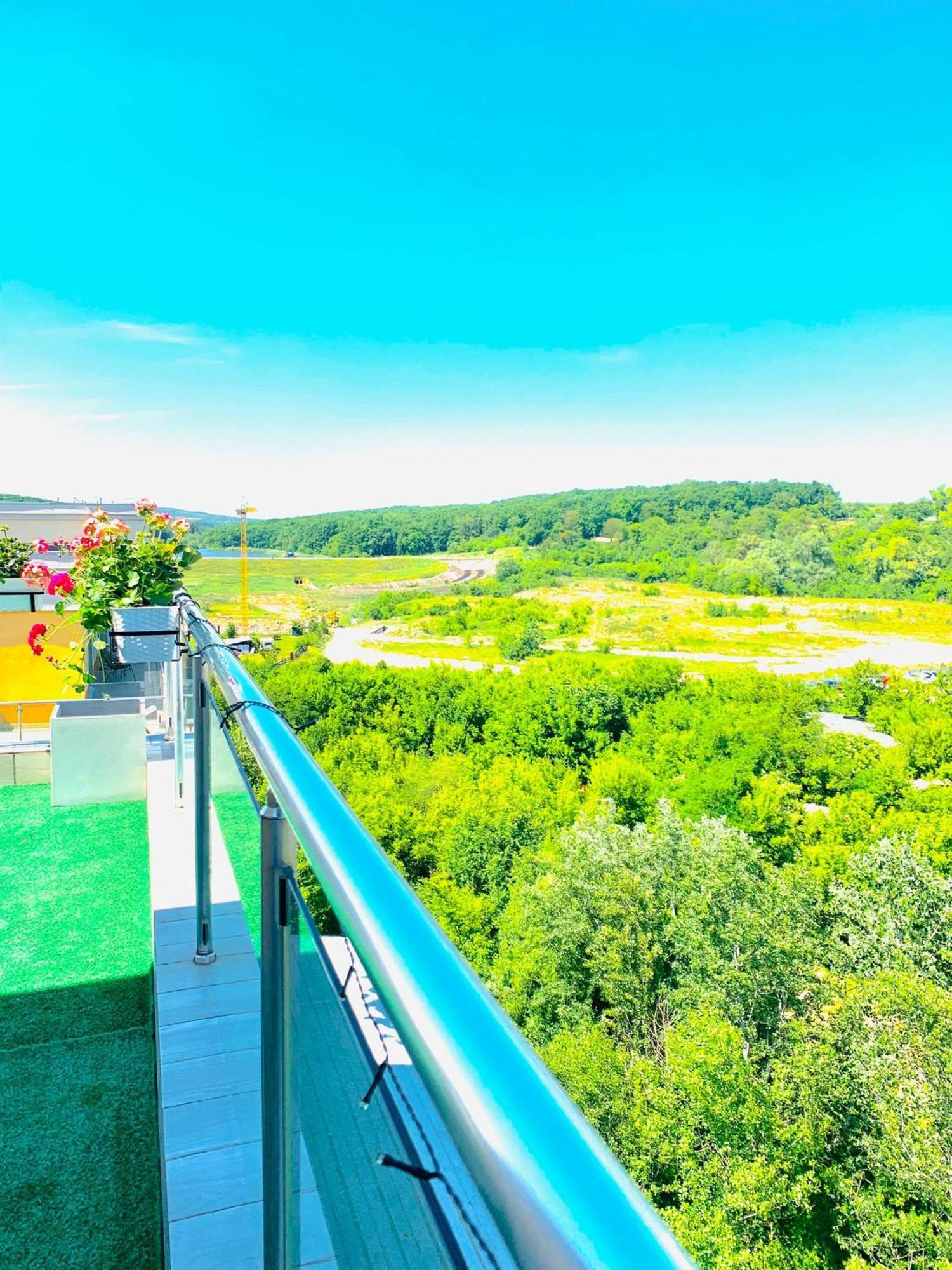 Ferienwohnung Penthouse View Aeroport Iasi 2 Exterior foto
