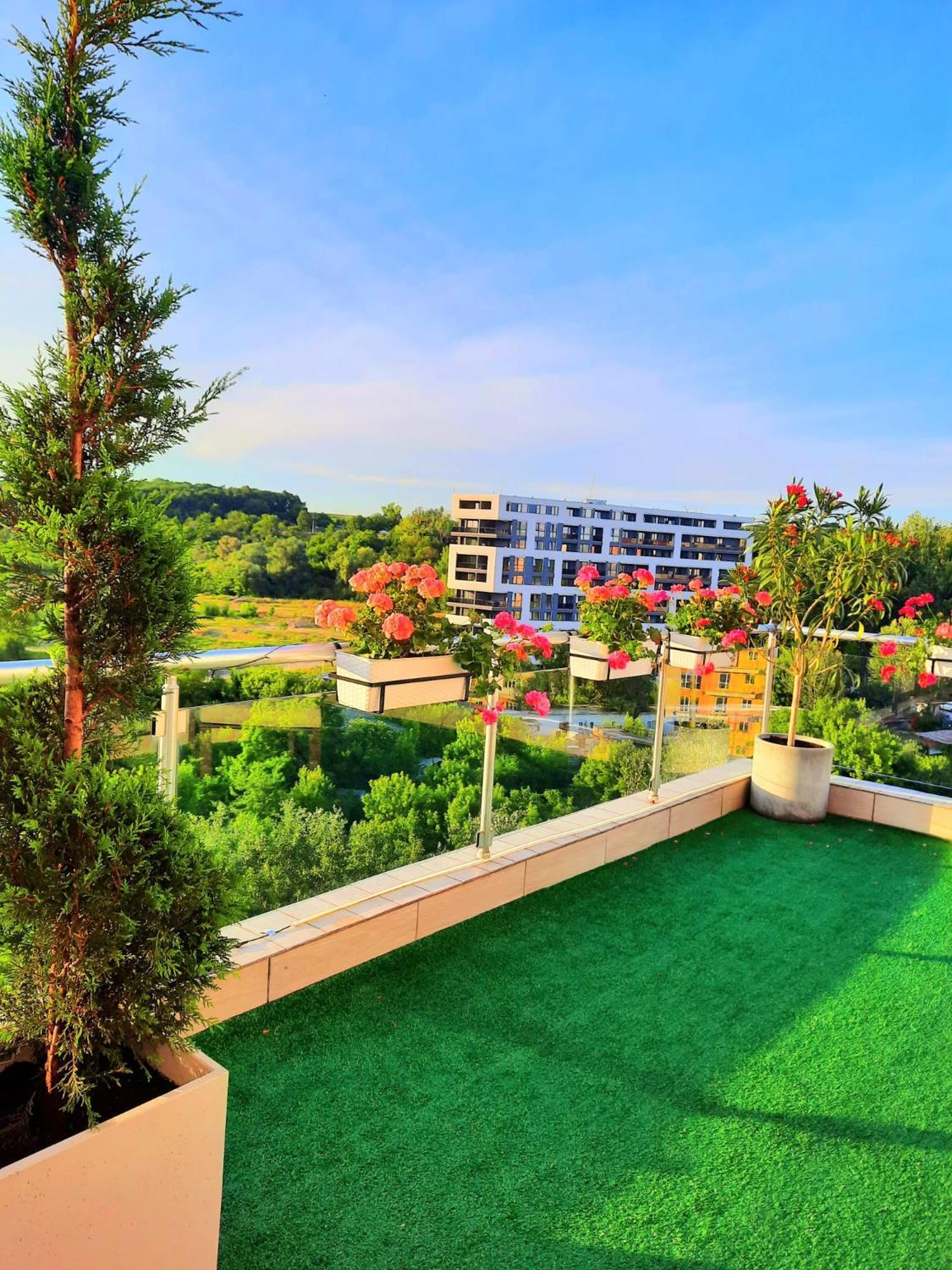 Ferienwohnung Penthouse View Aeroport Iasi 2 Exterior foto